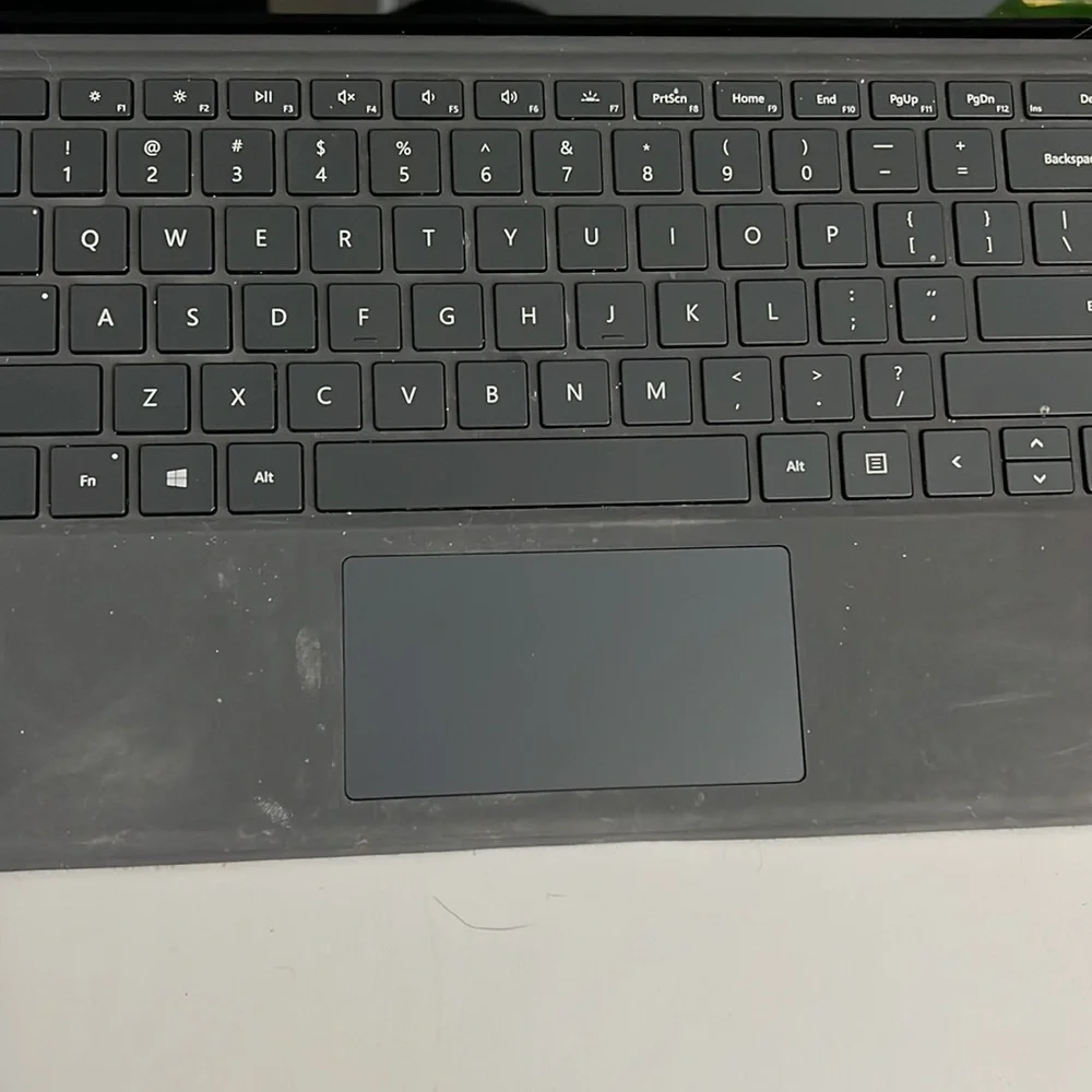 Microsoft surface pro 7 (model 1866) with magnetic keyboard and pen stylet